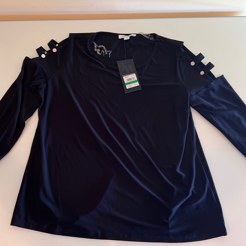 Nine West cold shoulder top